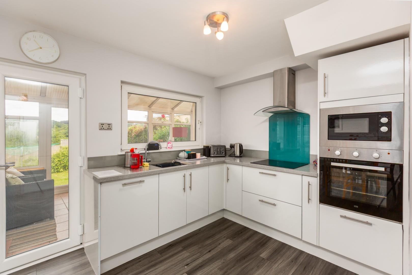 Overland Close, Mumbles, Swansea, SA3 4LR